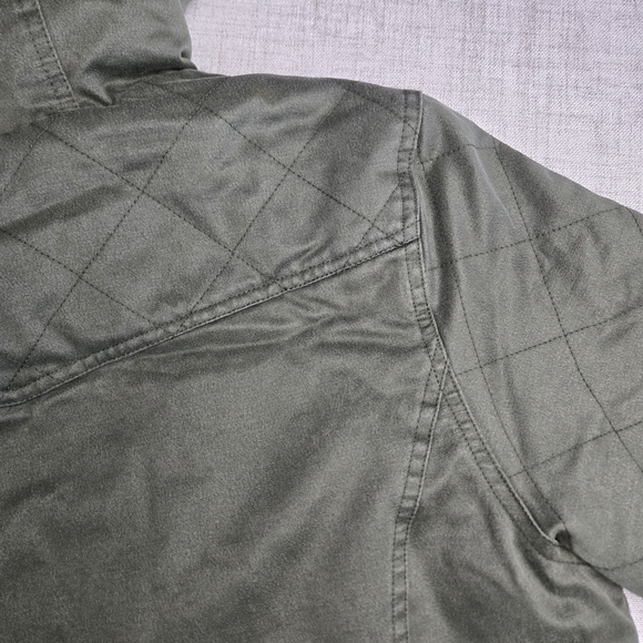 Legendary Whitetails Women Sherpa Lined Quilted Utility Jacket Olive Green Large - Picture 8 of 11